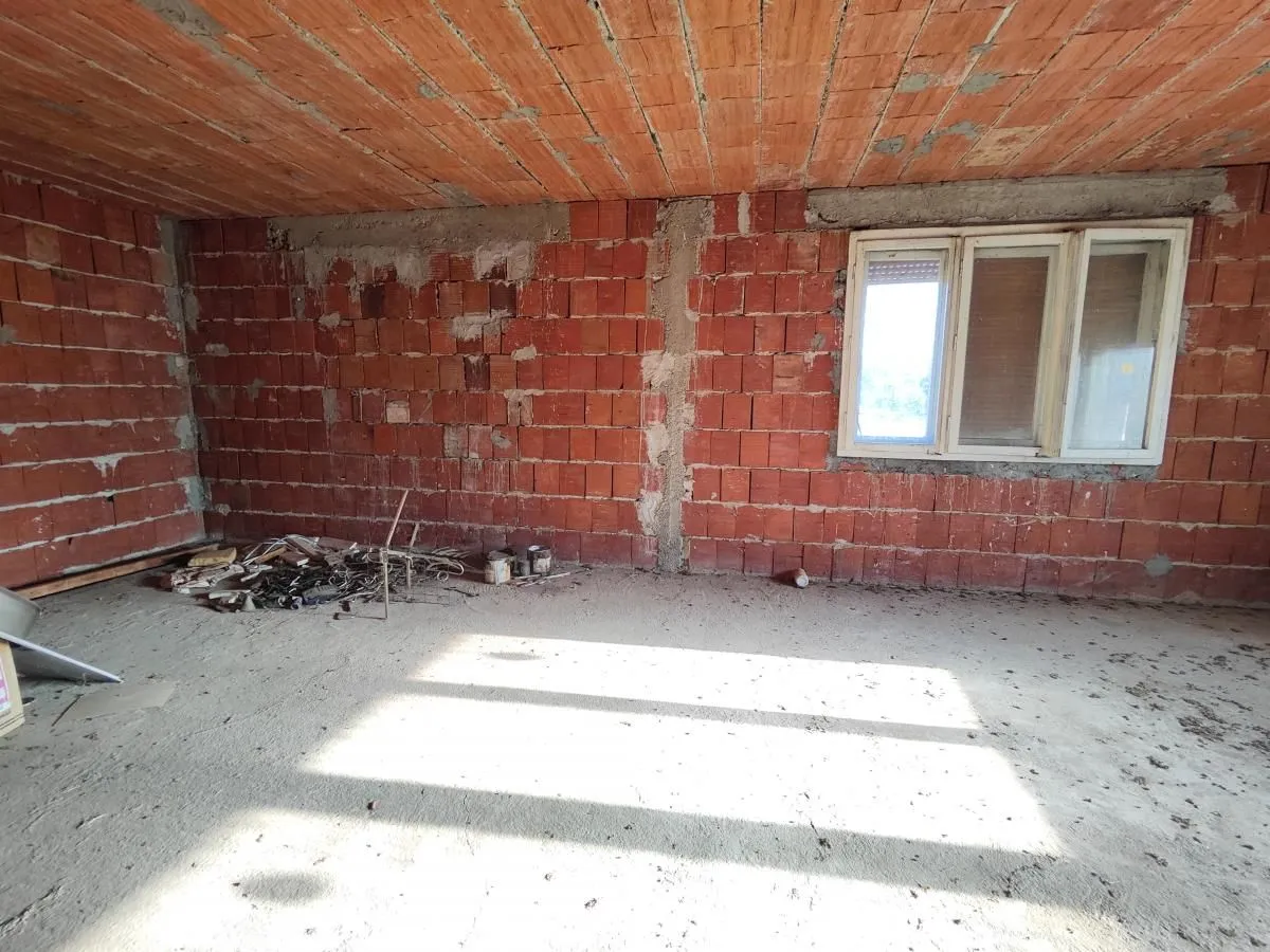 Prodaja, kuća, 232m², Bresje, Jagodina