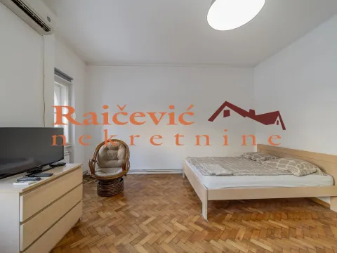 Izdavanje, jednosoban stan, 55m², Stari Grad, Beograd - image 3