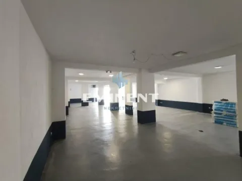 Rent, office space, 290m², Vojvode Vlahovica, Beograd