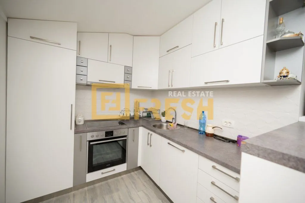 Prodaja, kuća, 250m², Zagorič, Podgorica