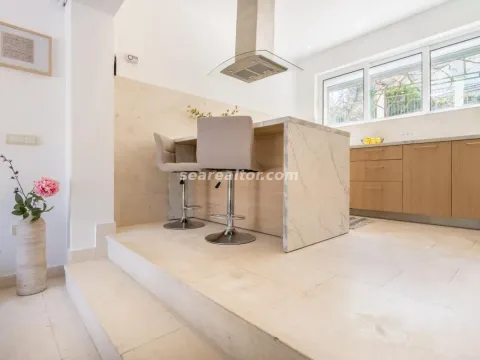 Prodaja, kuća, 240m², Stoliv, Kotor - image 11