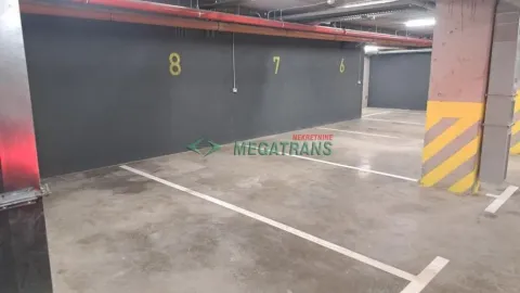 Izdavanje, četvorosoban stan, 112m², Centar, Novi Sad - image 6