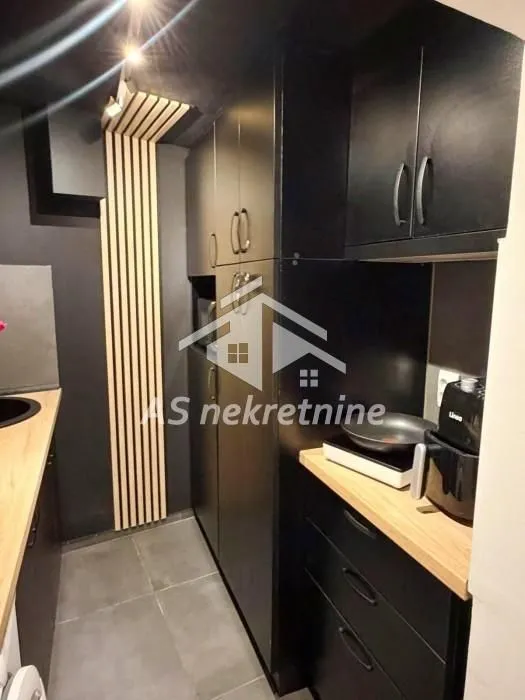 Rent, two bedroom apartment, 42m², Stari Grad, Beograd