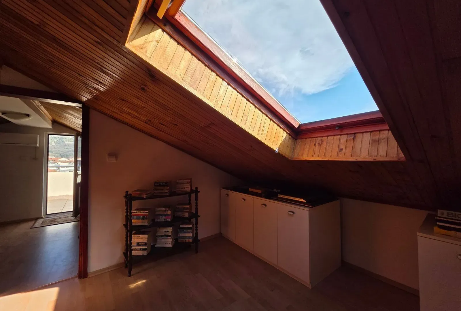 Prodaja, dvosoban stan, 120m², Budva, Crna Gora