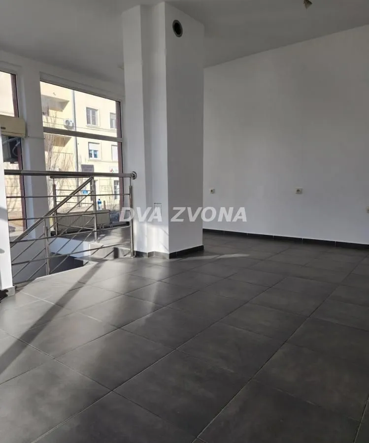 Rent, office space, 58m², Rotkvarija, Novi Sad Sve Podlokacije