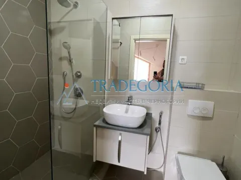 Prodaja, dvosoban stan, 108m², Dobrota, Kotor - image 4
