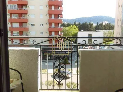 Prodaja, jednosoban stan, 39m², Centar, Bar - image 8