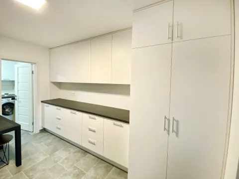 Prodaja, kuća, 250m², Blizikuće, Budva - image 14