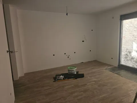 Sale, two bedroom apartment, 52m², Podgorica, Crna Gora - image 21