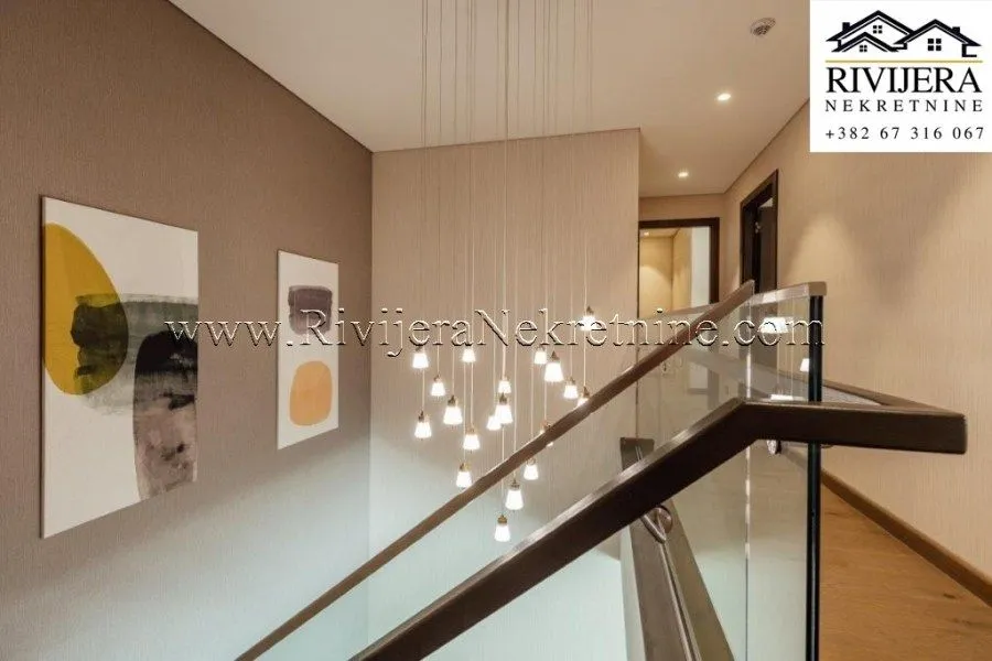 Prodaja, trosoban stan, 314m², Kumbor, Herceg Novi