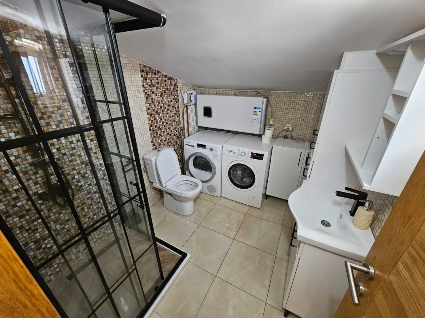 Rent, three bedroom apartment, 155m², Zabjelo, Podgorica