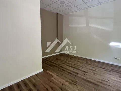 Rent, office space, 34m², Detelinara, Novi Sad Sve Podlokacije - image 2