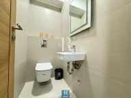 Izdavanje, dvosoban stan, 70m², City Kvart, Podgorica - image 12