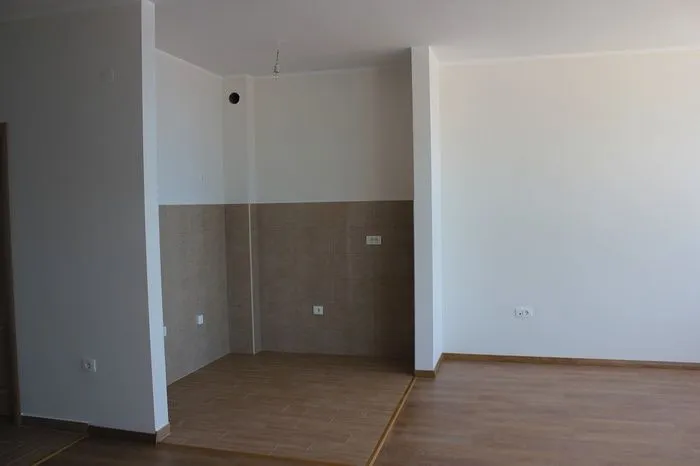 Prodaja, stan, 84m², Dobra Voda, Bar