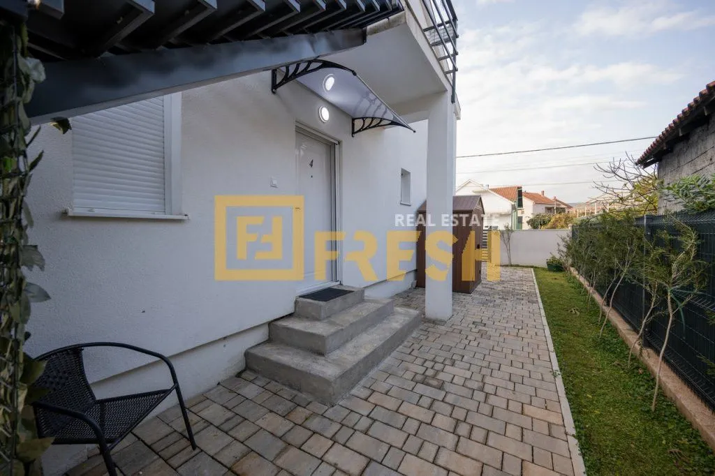 Sale, house, 180m², Dalmatinska ulica, Podgorica