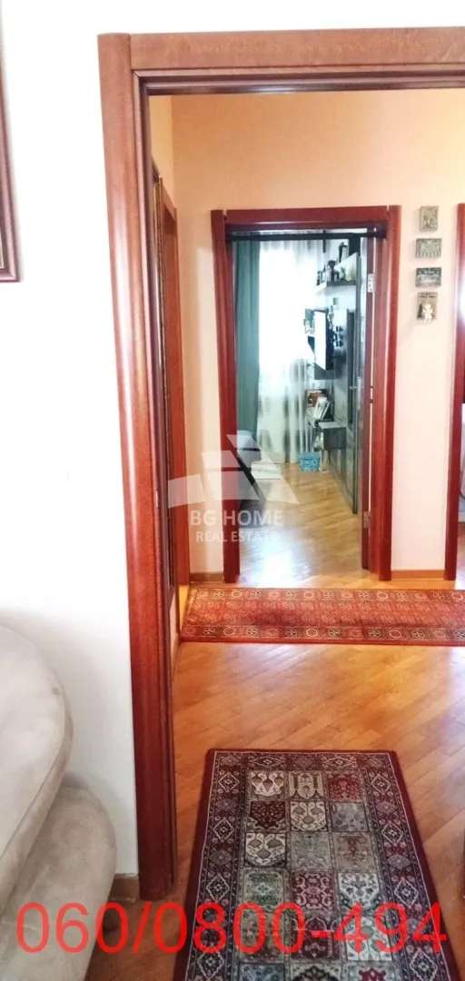 Prodaja, trosoban stan, 70m², Kalenić Pijaca, Vračar Sve Podlokacije