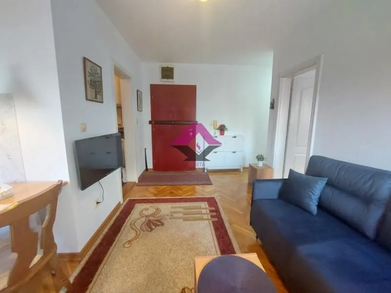 Izdavanje, dvosoban stan, 42m², Denkova Basta, Zvezdara Sve Podlokacije