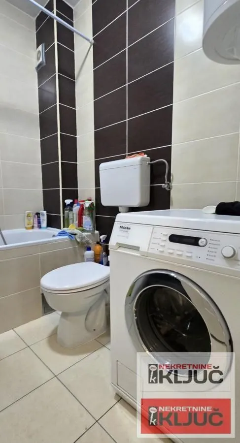 Izdavanje, trosoban stan, 67m², Adice, Novi Sad Sve Podlokacije