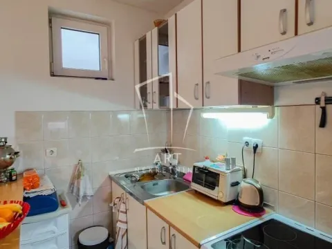 Prodaja, trosoban stan, 69m², Karaburma, Palilula Sve Podlokacije - image 8