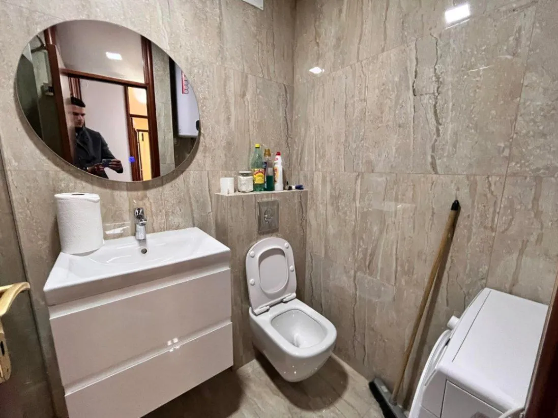 Izdavanje, dvosoban stan, 65m², Pobrežje, Podgorica