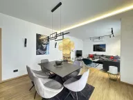 Izdavanje, kuća, 190m², Tološi, Podgorica - image 7