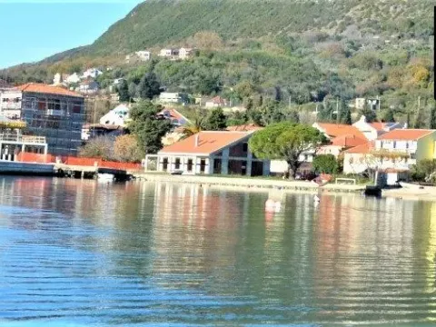 Sale, house, 200m², Kumbor, Herceg Novi - image 9