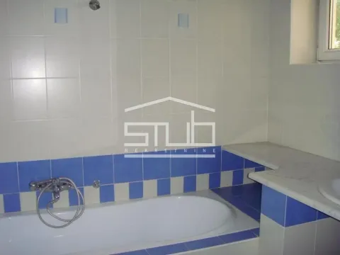 Sale, house, 531m², Zvezdin Stadion, Beograd - image 11