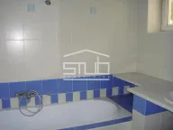 Sale, house, 531m², Zvezdin Stadion, Beograd - image 11