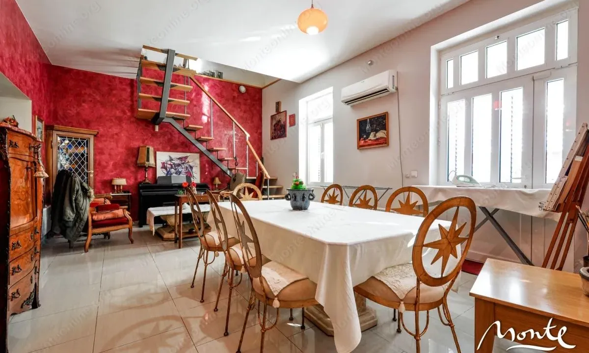 Prodaja, kuća, 220m², Tivat, Crna Gora