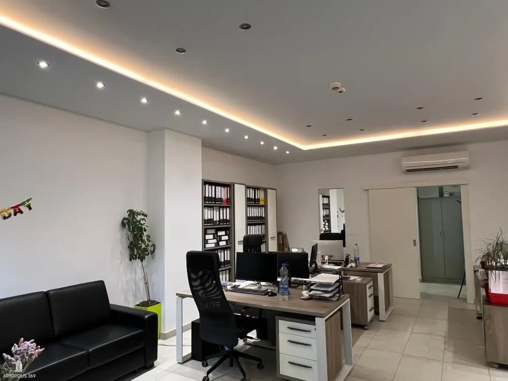 Rent, office space, 59m², Vračar Sve Podlokacije, Beograd