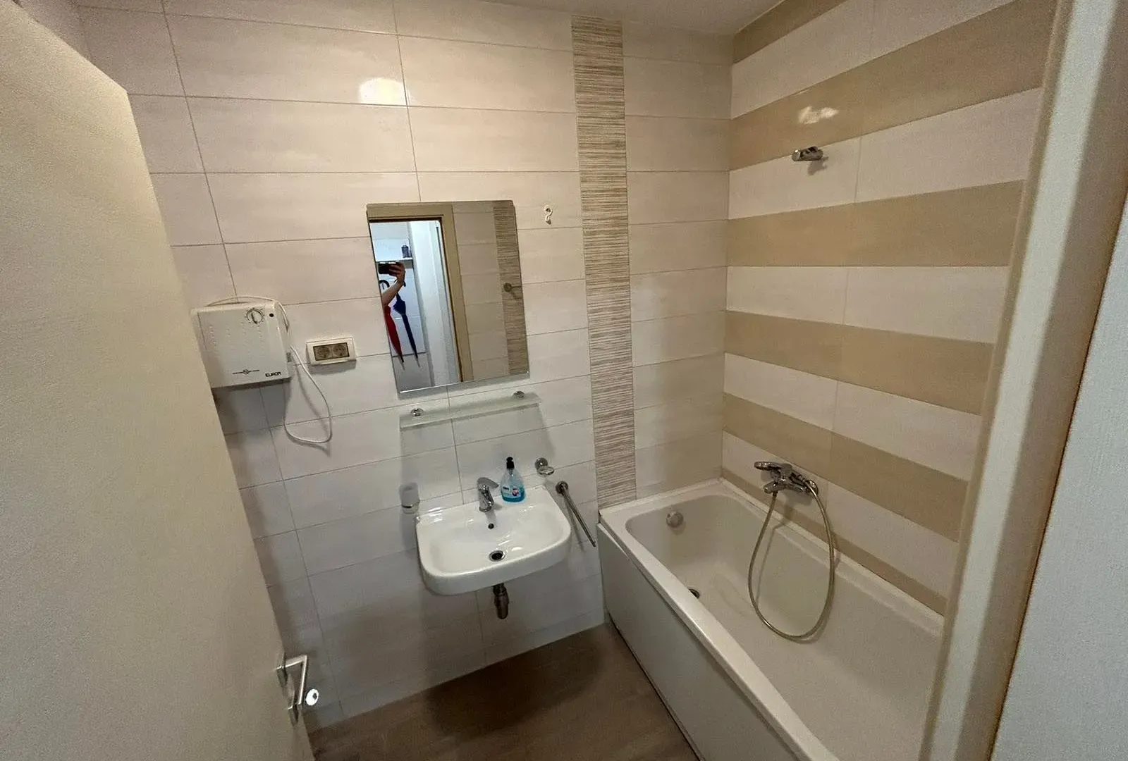 Izdavanje, jednosoban stan, 40m², Zabjelo, Podgorica