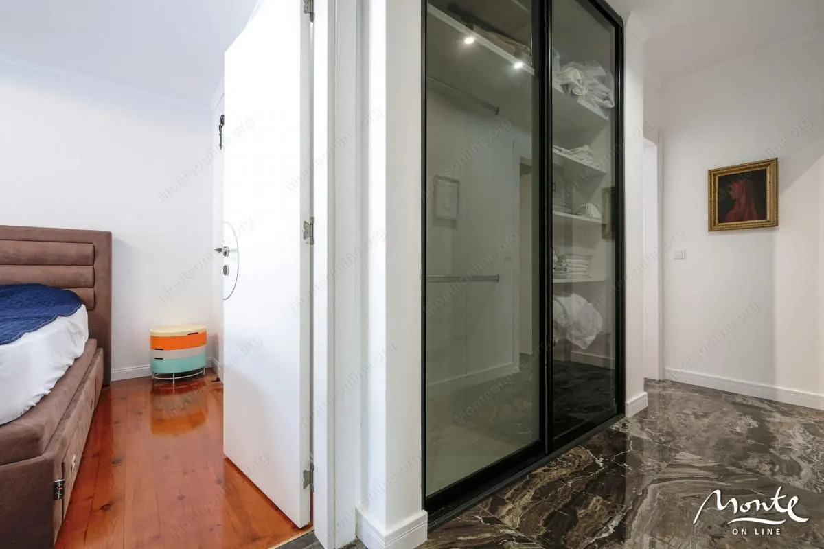 Sale, three bedroom apartment, 140m², Budva, Crna Gora