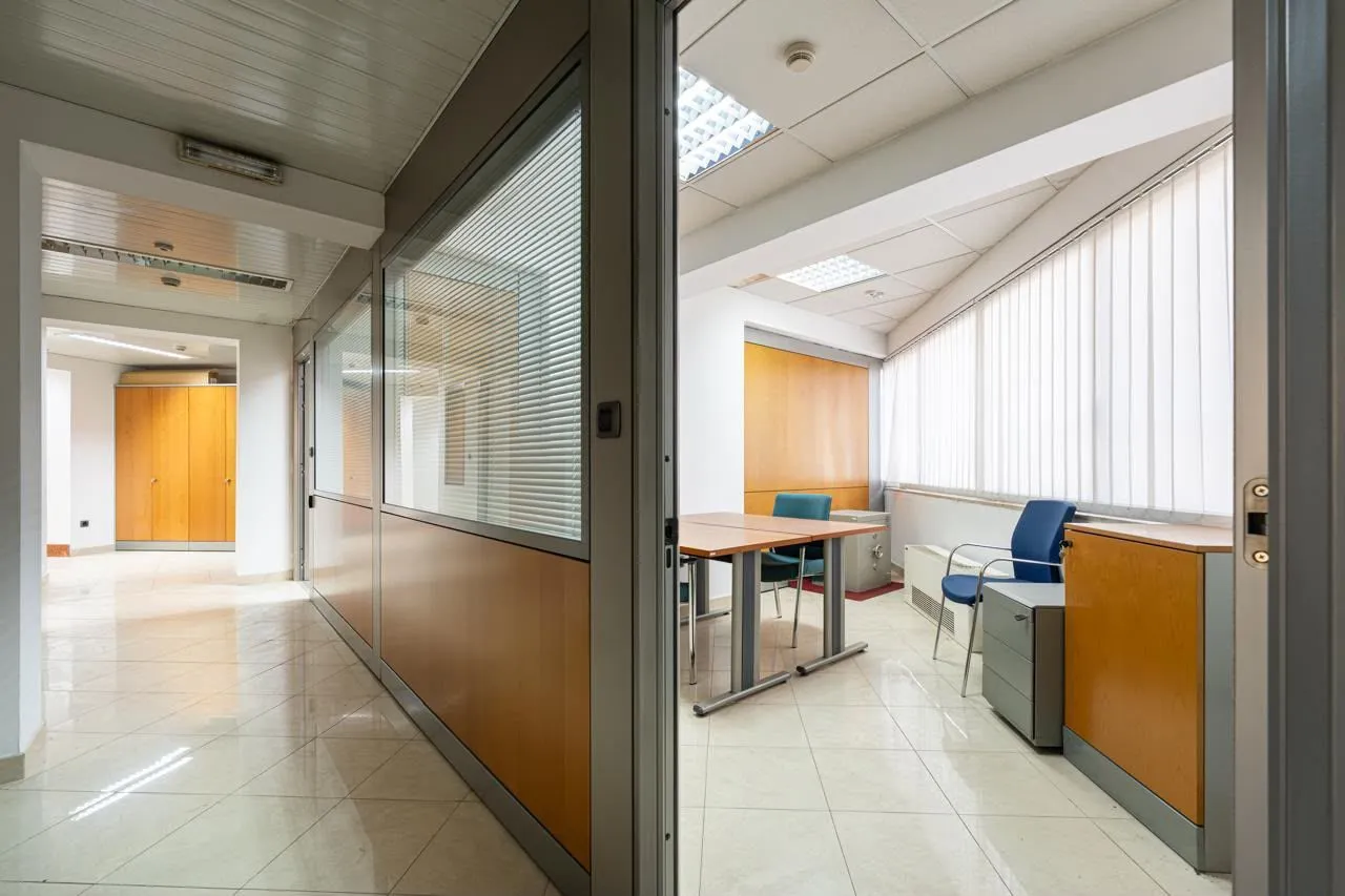 Rent, office space, 414m², Preko Morače, Podgorica