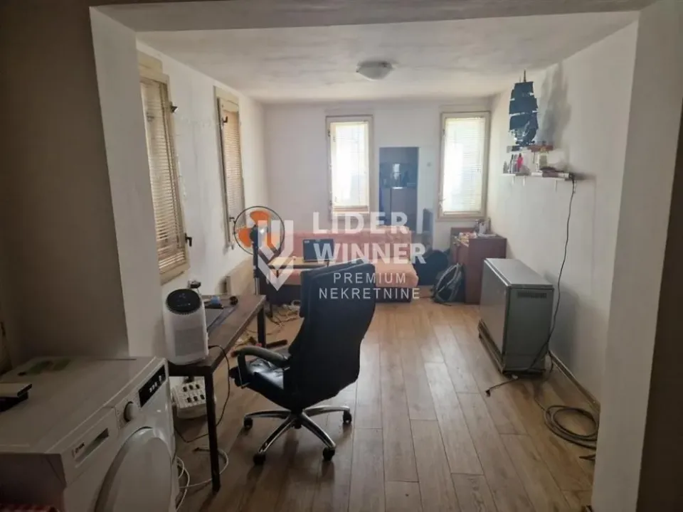 Prodaja, jednosoban stan, 33m², Karaburma, Palilula Sve Podlokacije