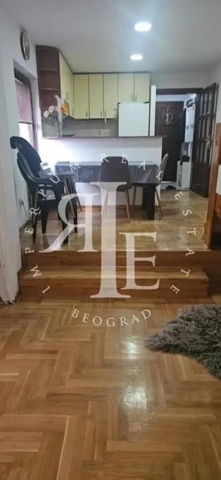 Sale, house, 108m², Kluz, Zvezdara Sve Podlokacije