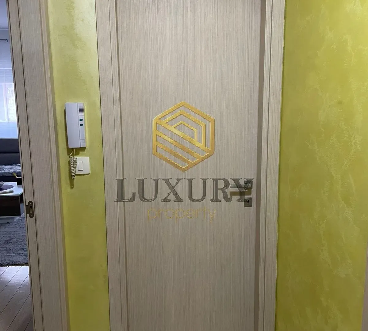 Izdavanje, jednosoban stan, 47m², City Kvart, Podgorica
