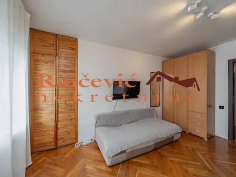 Sale, three bedroom apartment, 68m², Stari Grad, Beograd - image 17