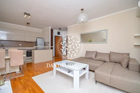 Rent, one bedroom apartment, 59m², Central Point, Podgorica - image 581