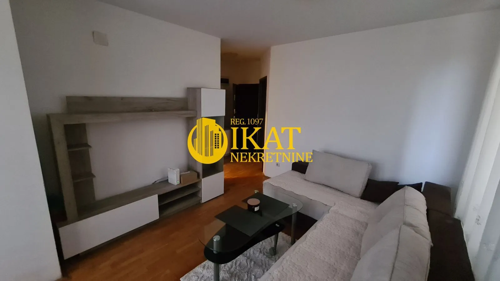 Izdavanje, jednosoban stan, 37m², Zvezdara Sve Podlokacije, Beograd