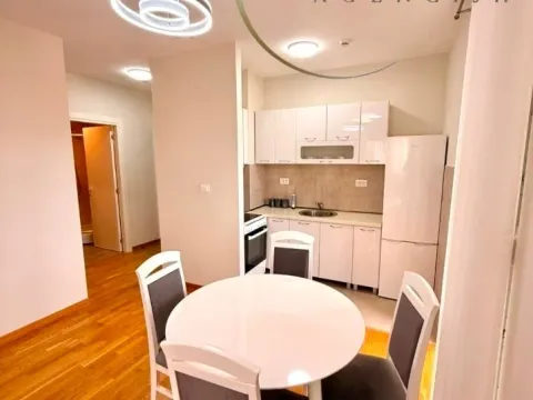 Rent, one bedroom apartment, 45m², City Kej, Podgorica - image 2