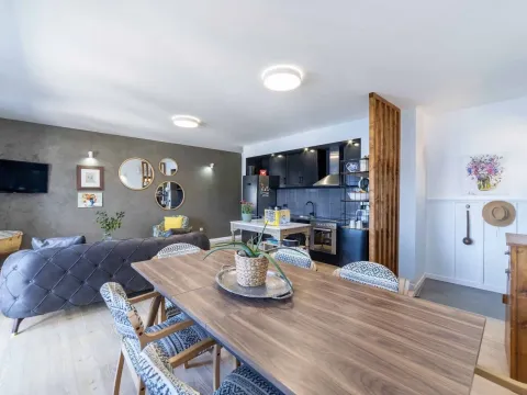 Prodaja, trosoban stan, 122m², Krašići, Tivat - image 9