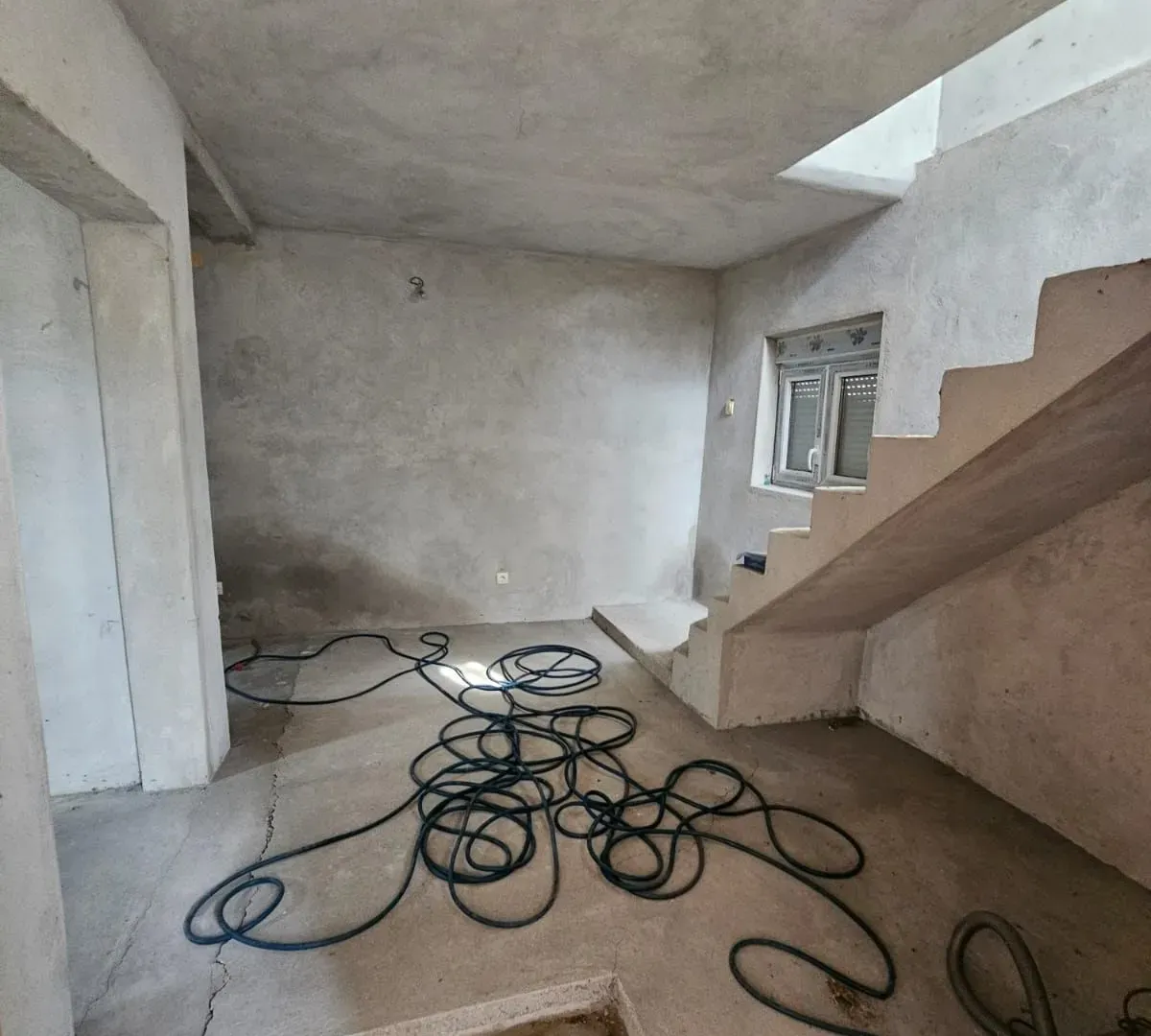 Prodaja, kuća, 74m², Šušanj, Bar