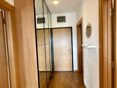 Rent, two bedroom apartment, 60m², Blok 9, Podgorica - image 8