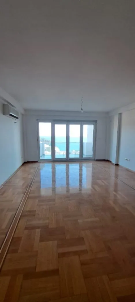 Sale, three bedroom apartment, 135m², Petrovac, Budva