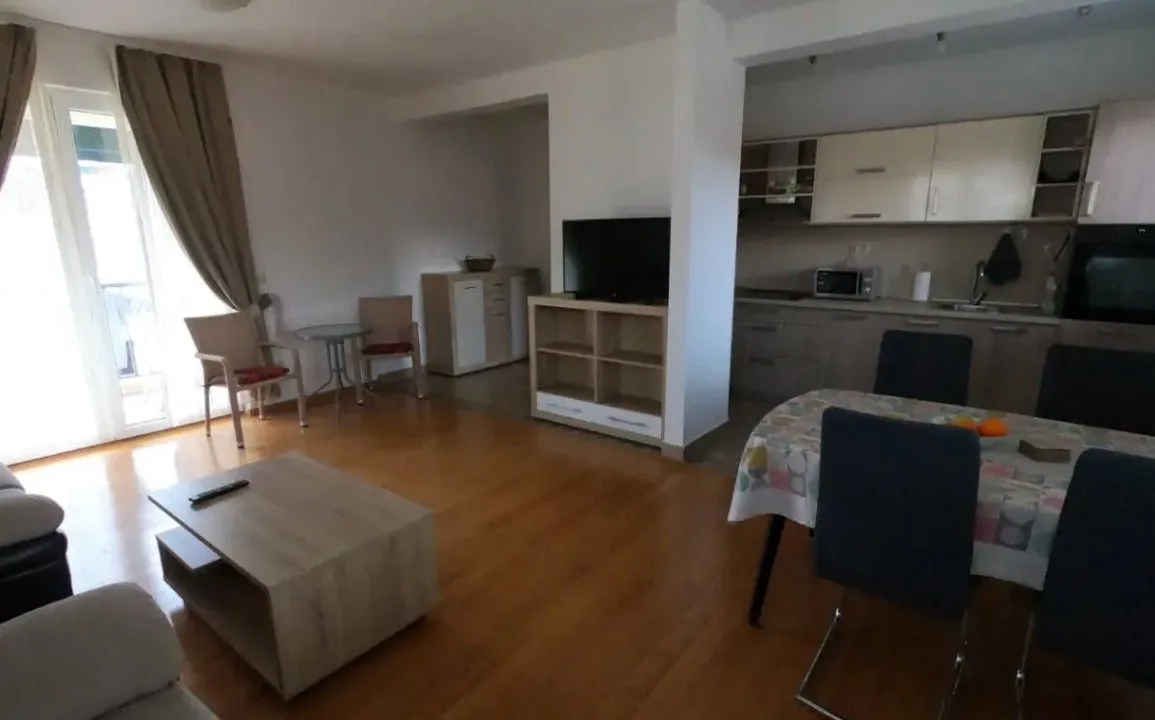 Izdavanje, jednosoban stan, 65m², Seljanovo, Tivat