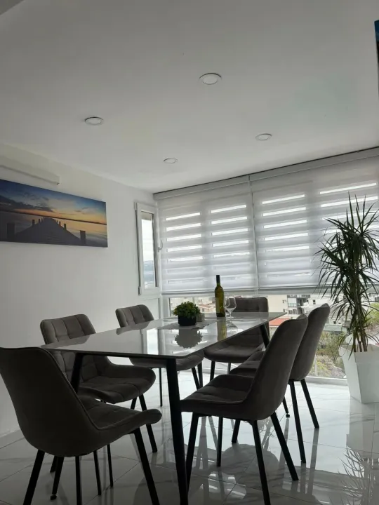 Rent, two bedroom apartment, 70m², Popovići, Bar