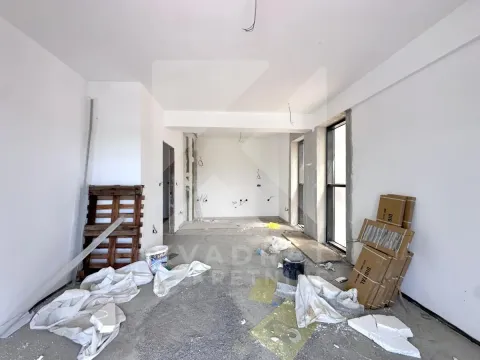 Prodaja, dvosoban stan, 70m², Stari Aerodrom, Podgorica - image 2