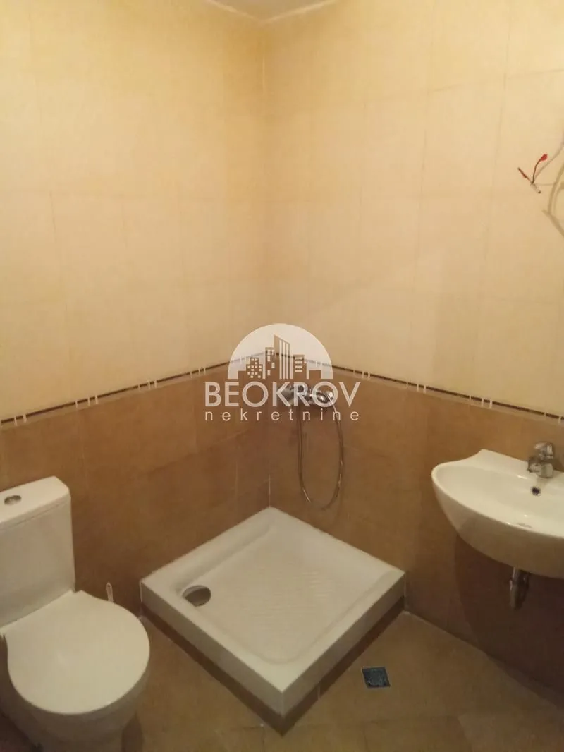 Sale, three bedroom apartment, 74m², Vračar Hram, Vračar Sve Podlokacije