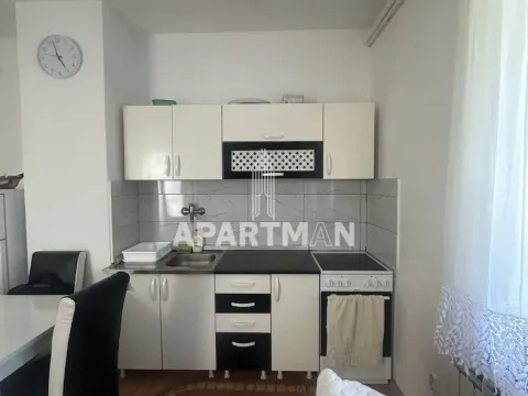 Sale, apartment, 32m², Kalenić Pijaca, Vračar Sve Podlokacije - image 3
