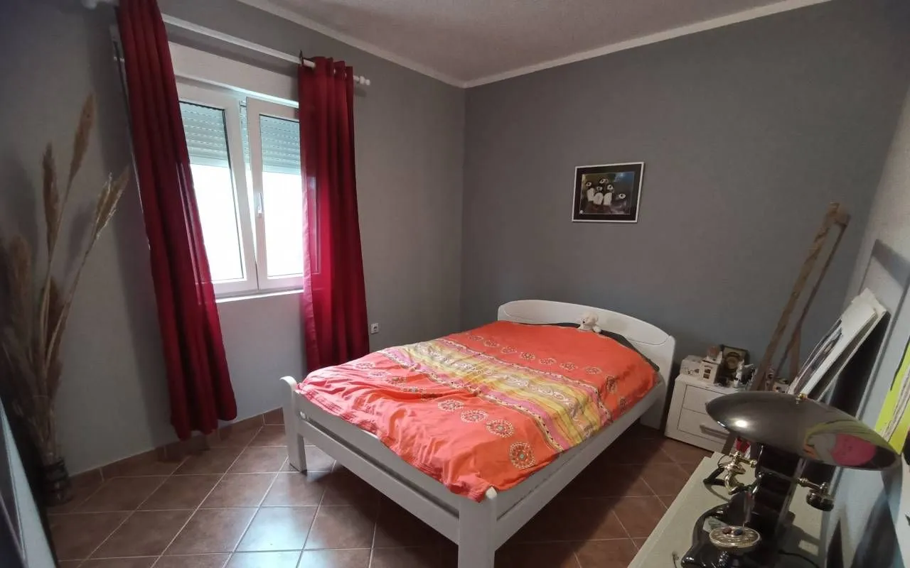 Izdavanje, jednosoban stan, 55m², Šušanj, Bar